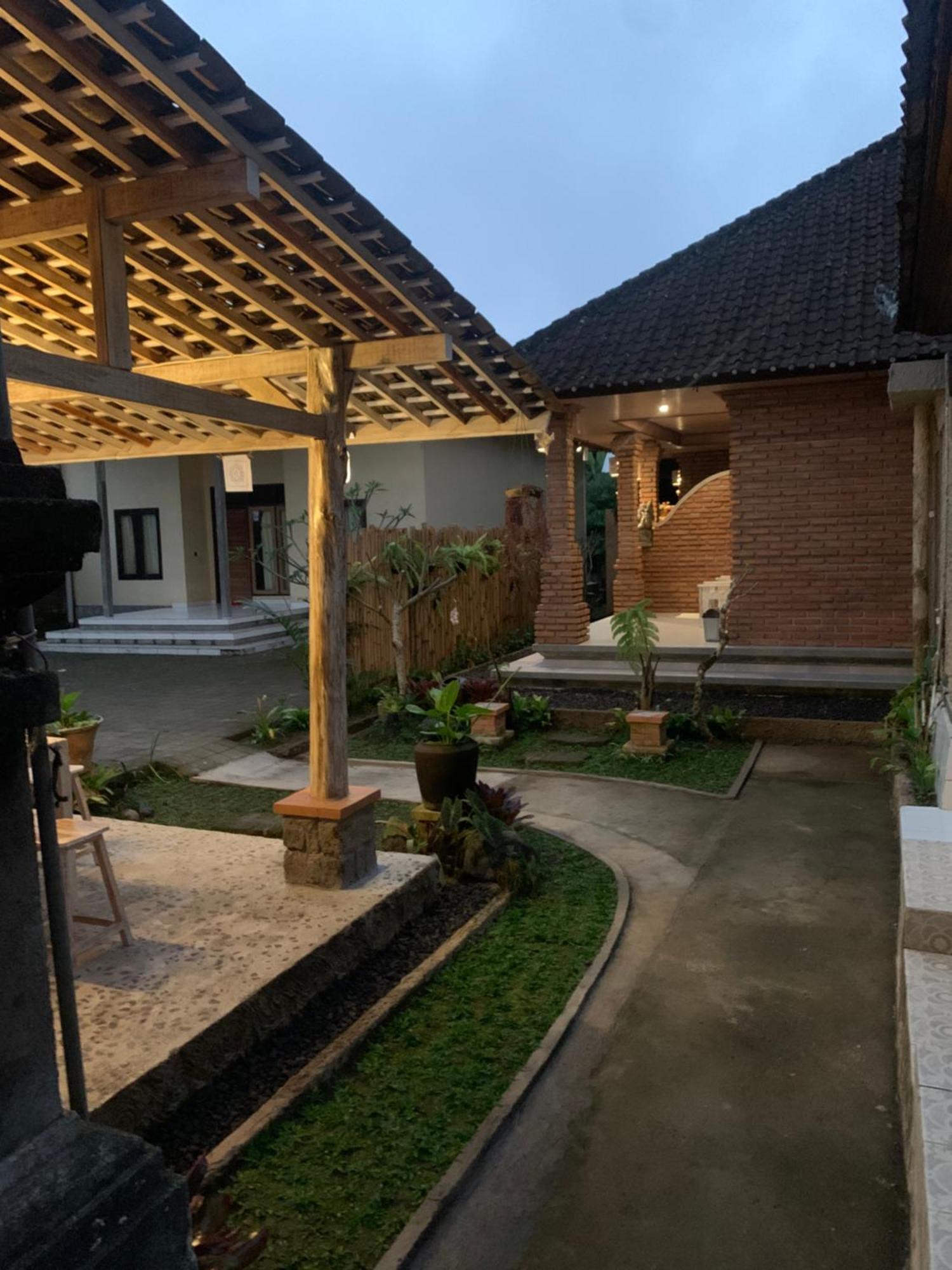 Ambara Guest House Tampaksiring Bagian luar foto